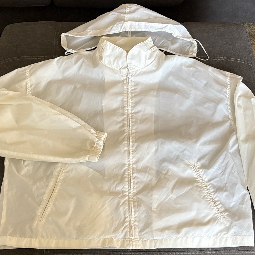 Vintage The Men's Store White Windbreaker rain Jacket. XL